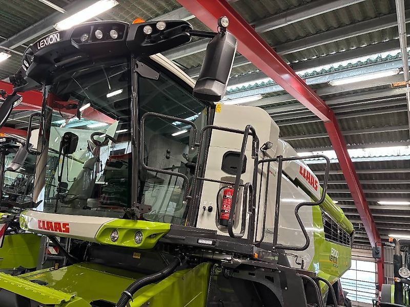Claas Lexion 8700 Mähdrescher 488.207 €