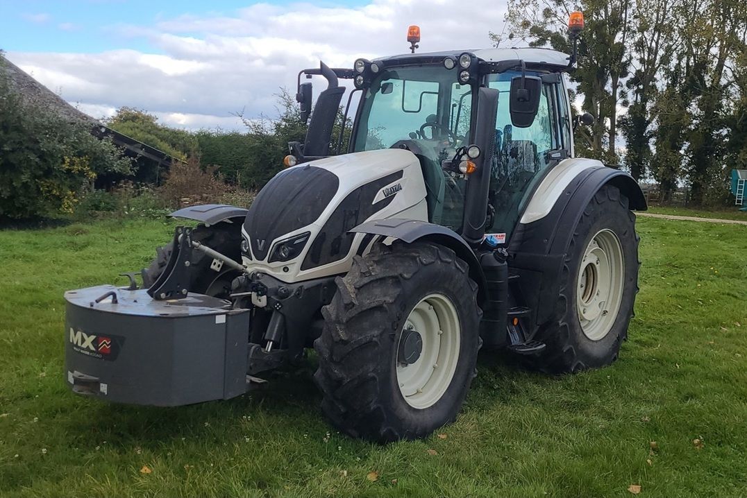 Valtra N 154 Traktor 78 000 €