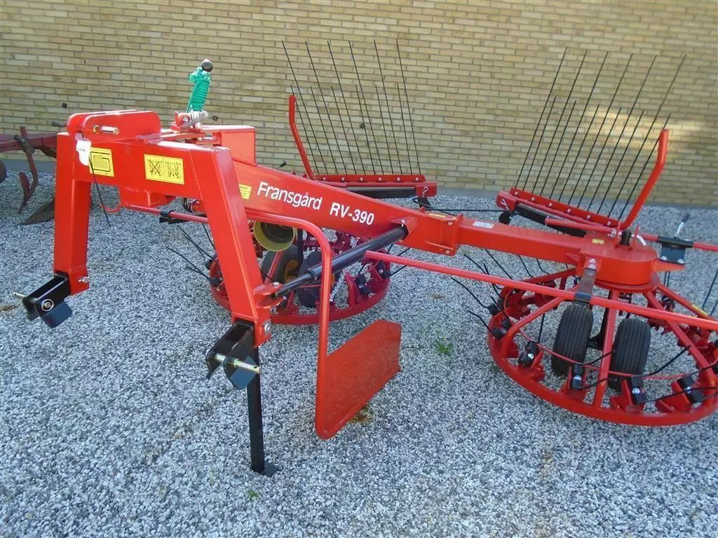 E-FARM: Fransgard rv-390 - Rive - id XLBUM8I - Produktionsår: 2025 - Danmark