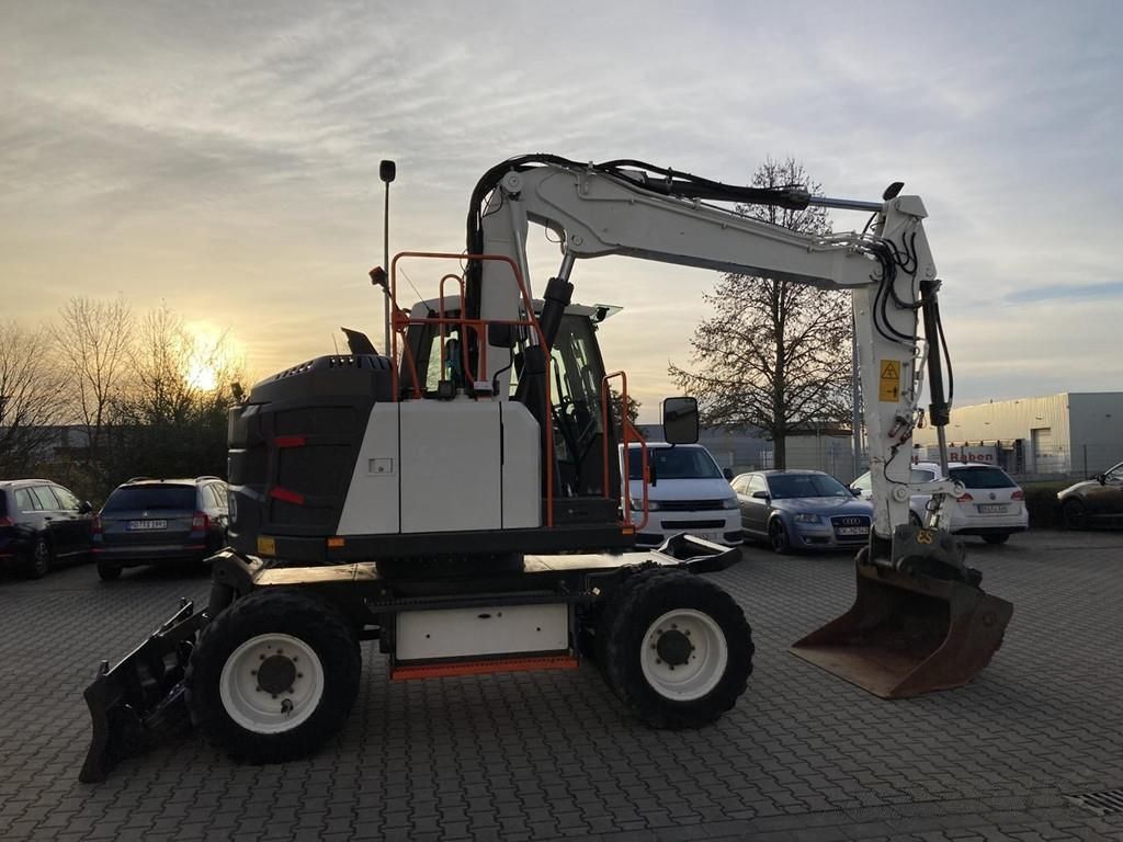 VOLVO ewr 130 e Koparka kołowa