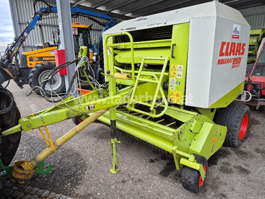 Claas Rollant 250 Balownica 14 500 €