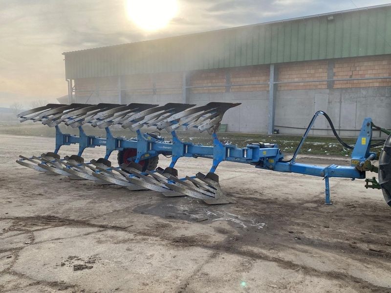 Lemken diamant 11 v plough €22,500