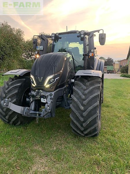 Valtra t 235 direct Tractor €125,000