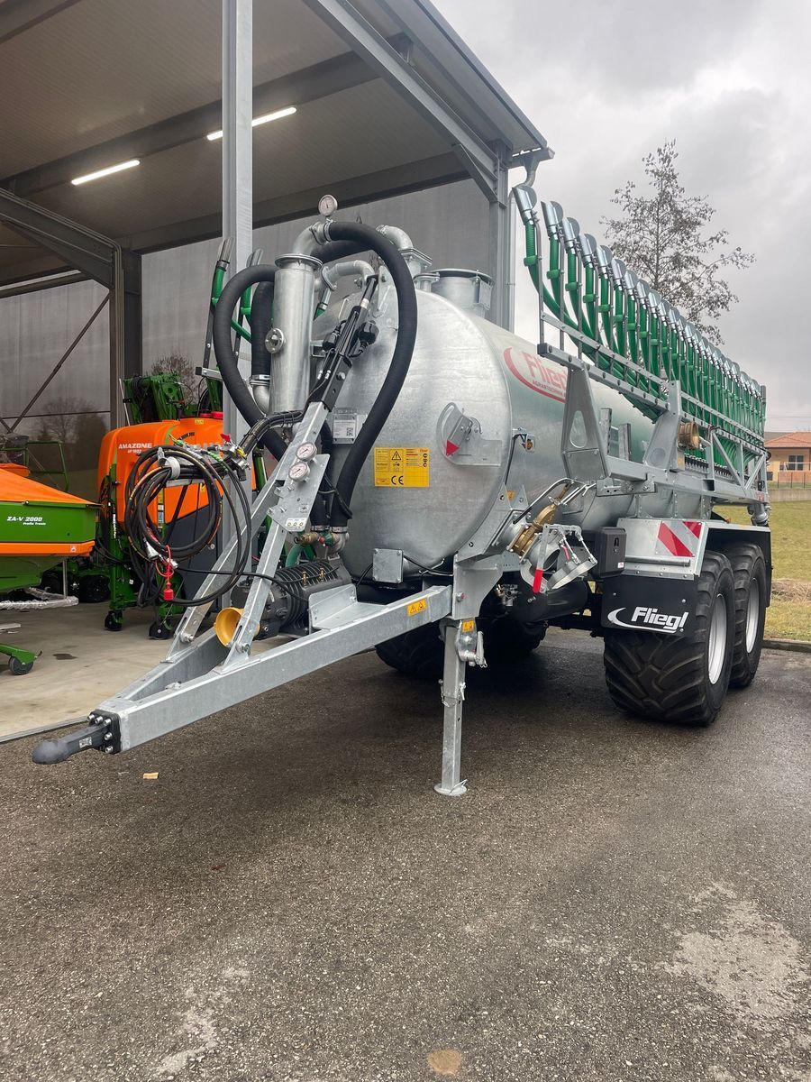E-FARM: Fliegl MAXX LINE - Tanker - id AKNGKN4 - €79,000 - Year of construction: 2024 - Austria