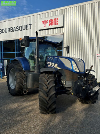 E-FARM: New Holland T7.270 - Tractor - id JXWY18G - €95,000 - Year of construction: 2016 - Engine hours: 4,660,Engine power (HP): 270,France