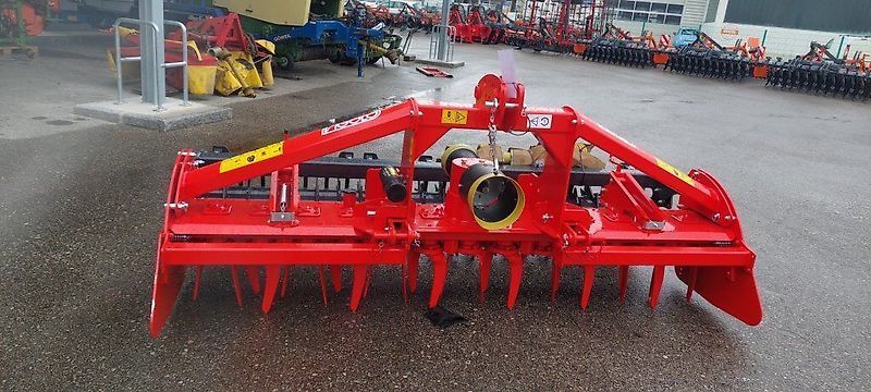 VIGOLO en-plus 300 rullo packer 323/470 Disc harrow €10,500
