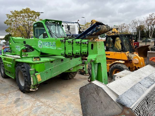 Merlo 40.25 mcss Ładowacz teleskopowy 76 000 €