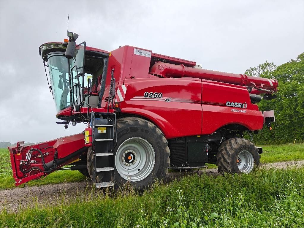 E-FARM: Case IH 9250 - Mähdrescher - id TAIWDIS - Baujahr: 2023 - Abgelesene Motorstunden: 650,Motorleistung (PS): 634,Dänemark