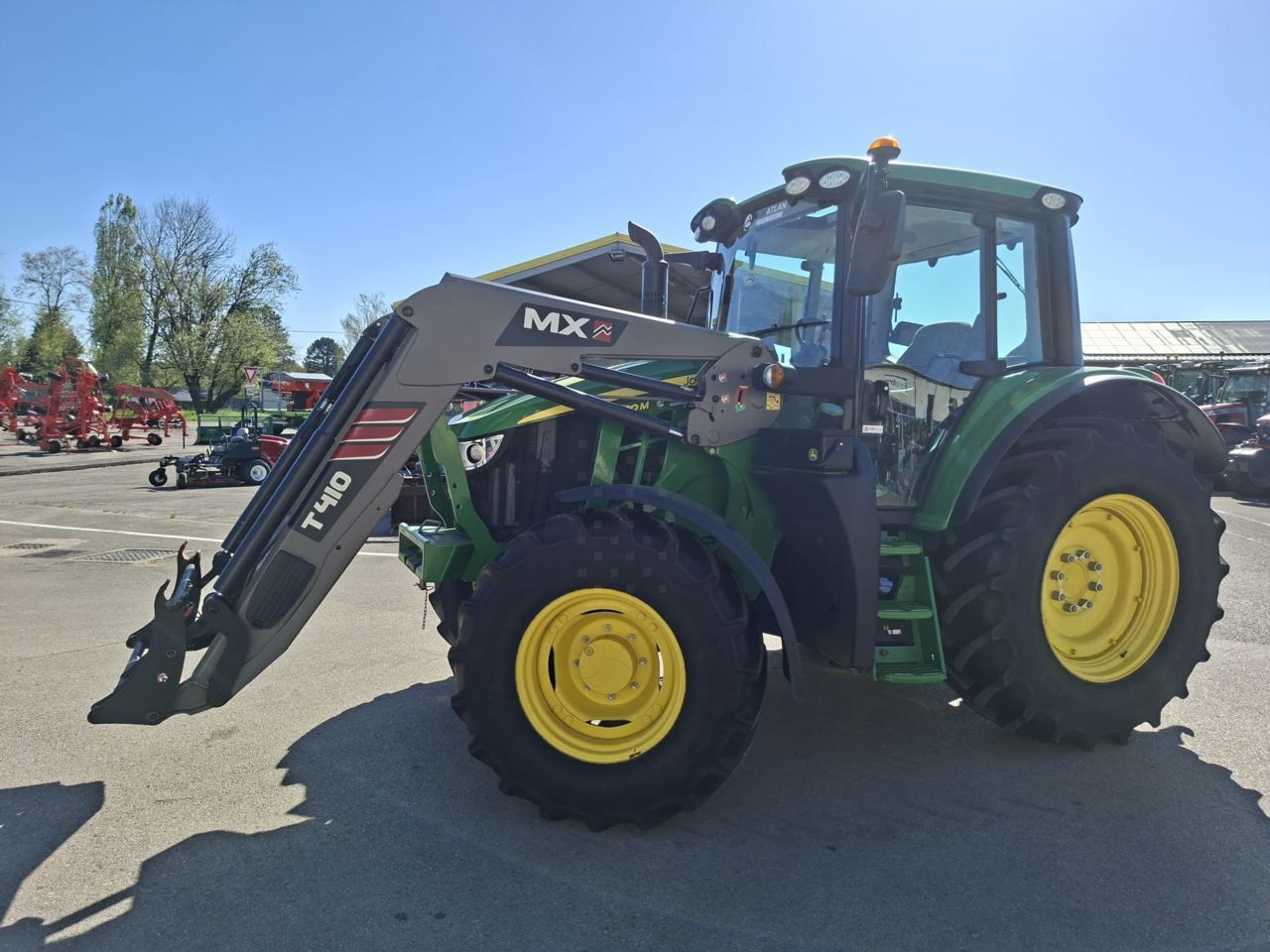 John Deere 6100 M Tractor 71.500 €