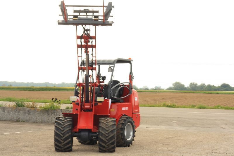 Toyo radlader 836 ii bügel stage v 310 hubmast Wheel loader €23,900