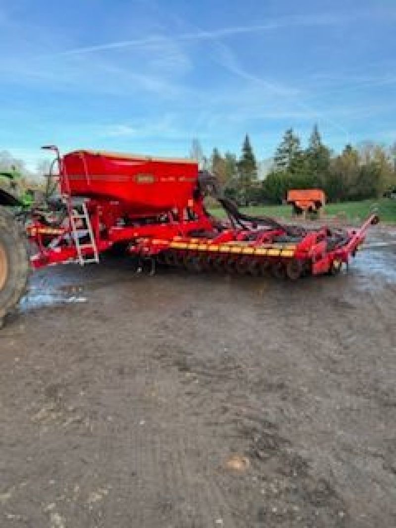 E-FARM: VÄDERSTAD Rapid A 800S - Semoir direct - id N5HQYSS - 65 000 € - Année: 2011 - France