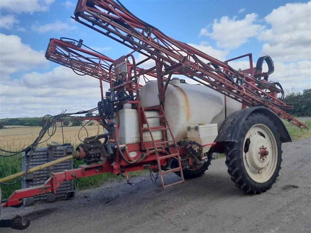 E-FARM: sonstige 4000-24 bomhøjdeautomatik - Sprayer - id ERYA2XR - €6,029 - Year of construction: 2006 - Denmark