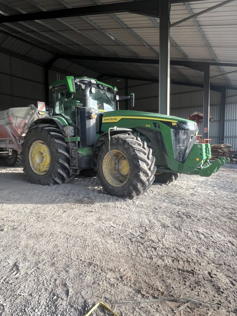 John Deere 8R 370 Tractor €185,000