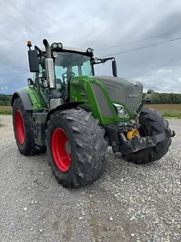 E-FARM: Fendt 828 Vario - Tractor - id EGELPCB - €146,000 - Year of construction: 2020 - Engine hours: 4,900,France