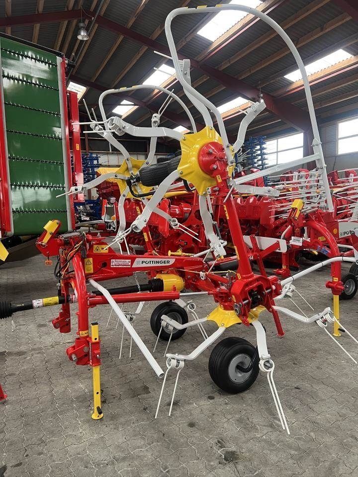 Pöttinger Hit 4.54 Karuzelowy przetrząsacz do siana 8231 €