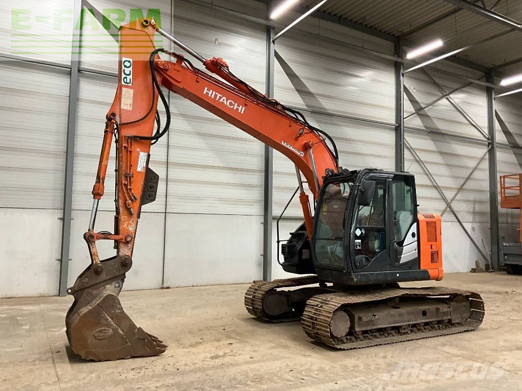 Hitachi zx 135 us 5-b Excavadora de orugas 31.500 €