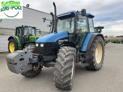 E-FARM: New Holland TS110A - Tractor - id LRXJU9N - €15,800 - Year of construction: 1998 - Engine hours: 8,500,Engine power (HP): 112,France