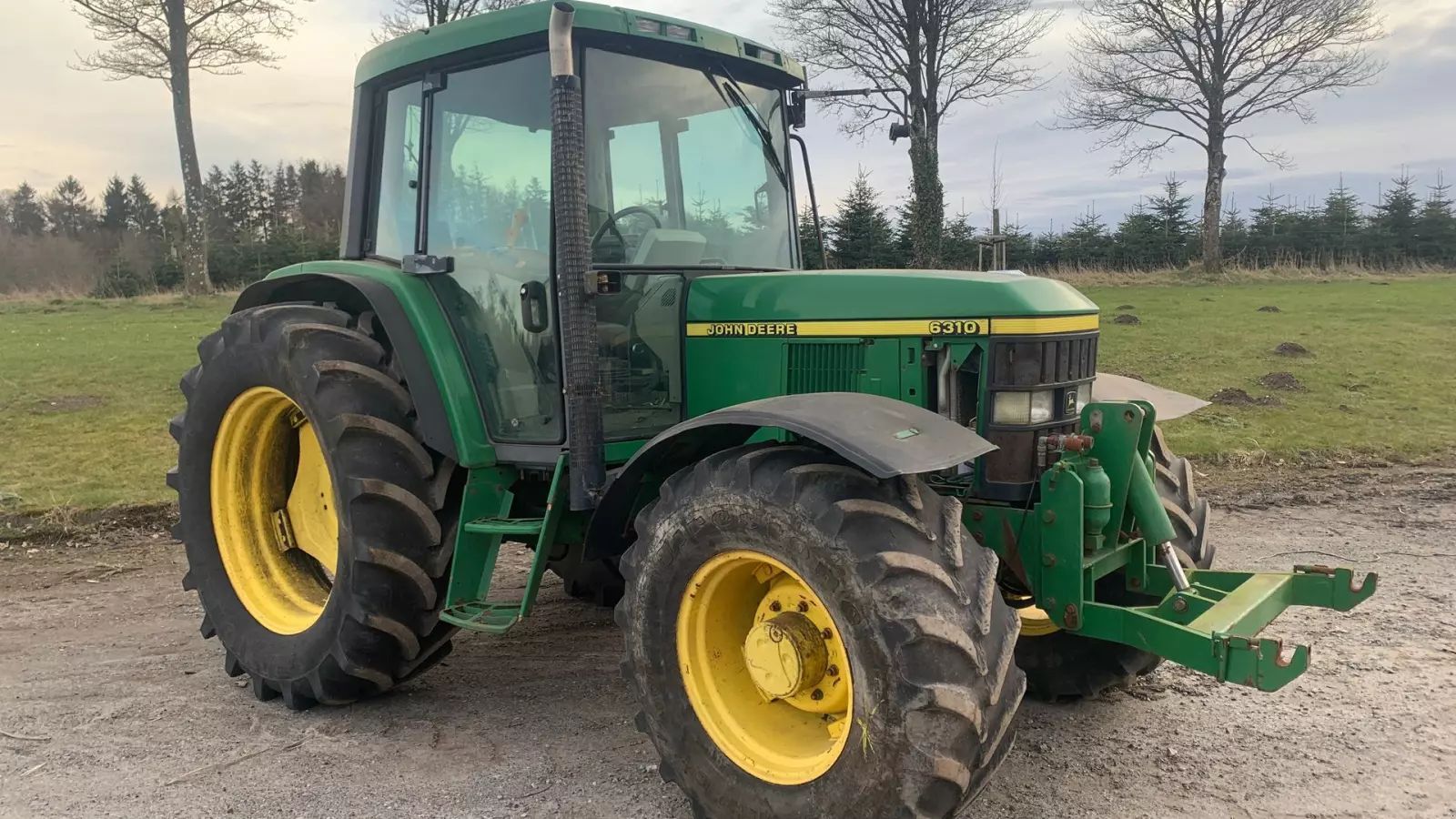 John Deere 6310 Traktor 20 060 €