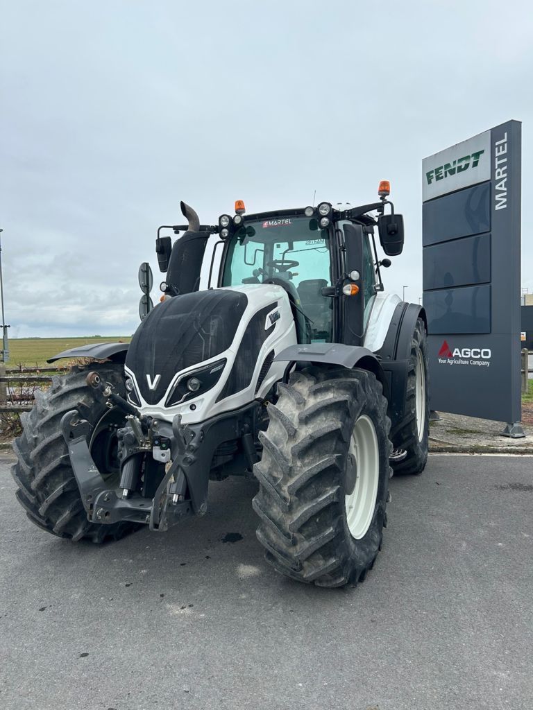 Valtra T 214 Traktor 95 000 EUR