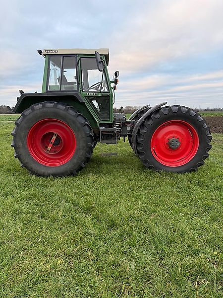 Fendt F 380 GHA Tractor €25,210