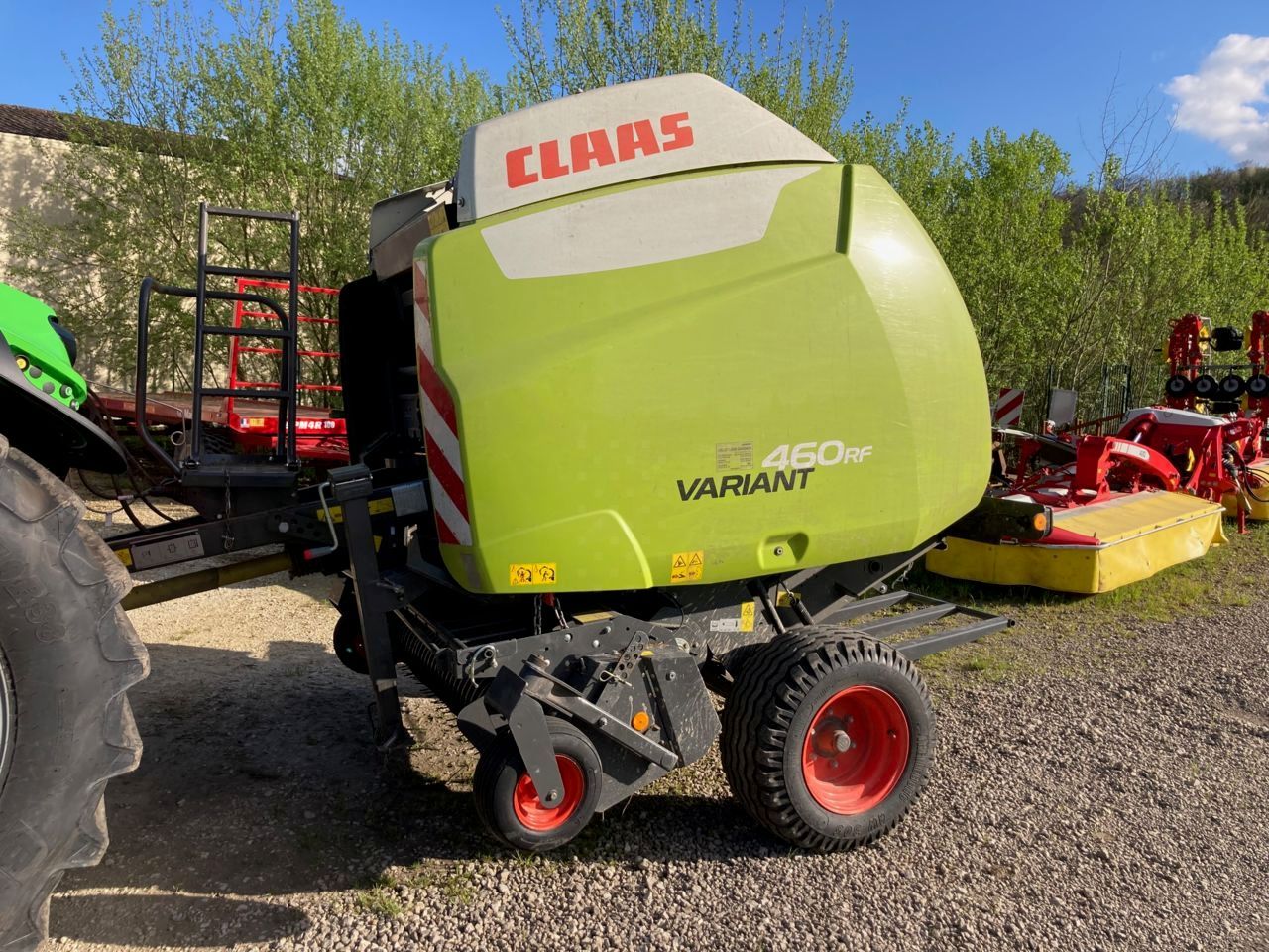 E-FARM: Claas Variant 460 RF - Ballenpresse - id SXKPZEH - 28.500 € - Baujahr: 2020 - Ballenanzahl: 4.500,Frankreich