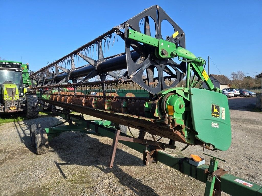 John Deere 925 Barra 11.000 €