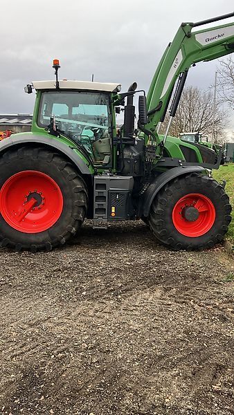 Fendt 828 Vario Profi Plus Trattore 139.000 €
