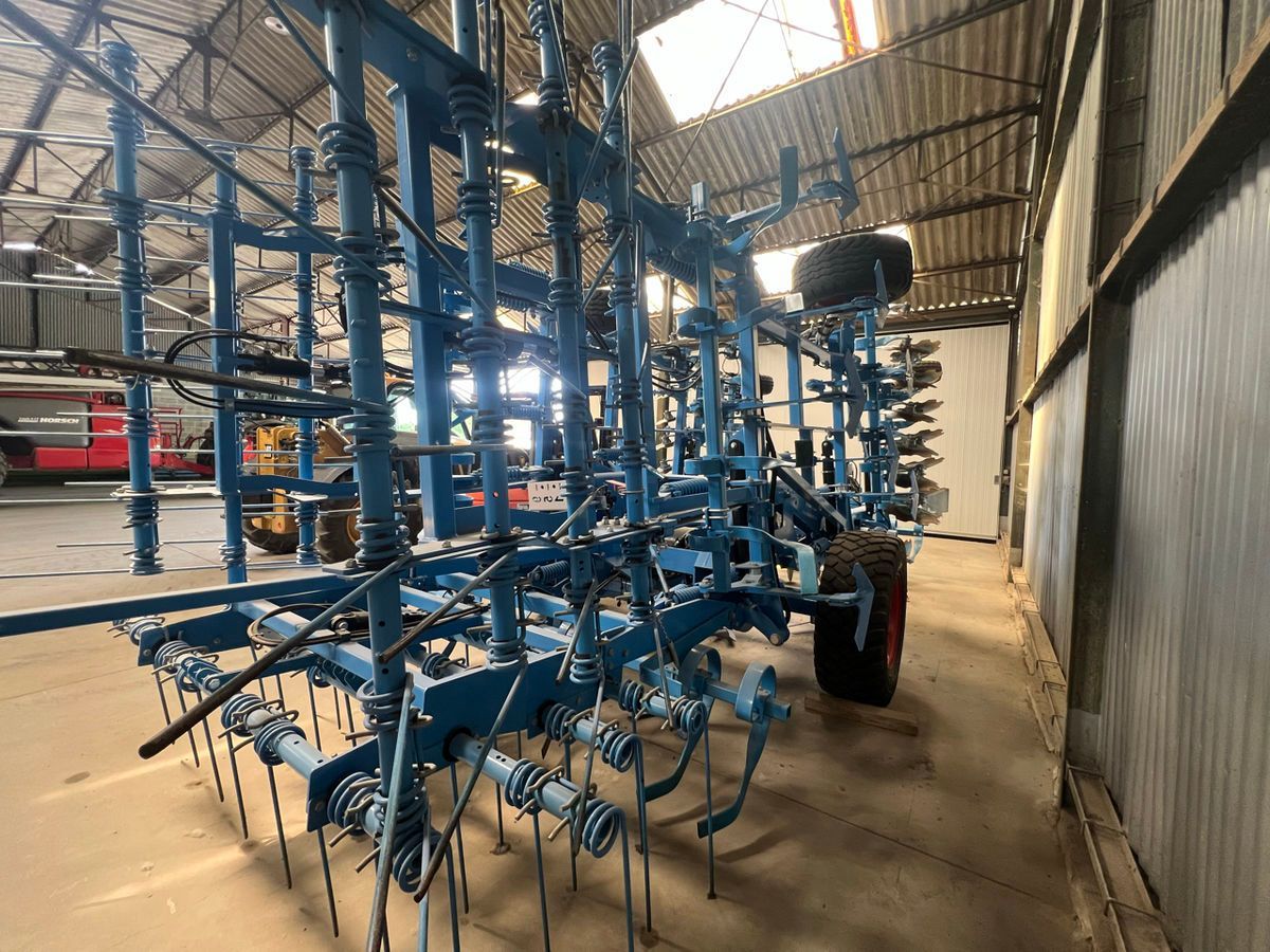 E-FARM: Lemken koralin - Cultivador - id R1XNTA1 - 45.000 € - Año: 2021 - Francia