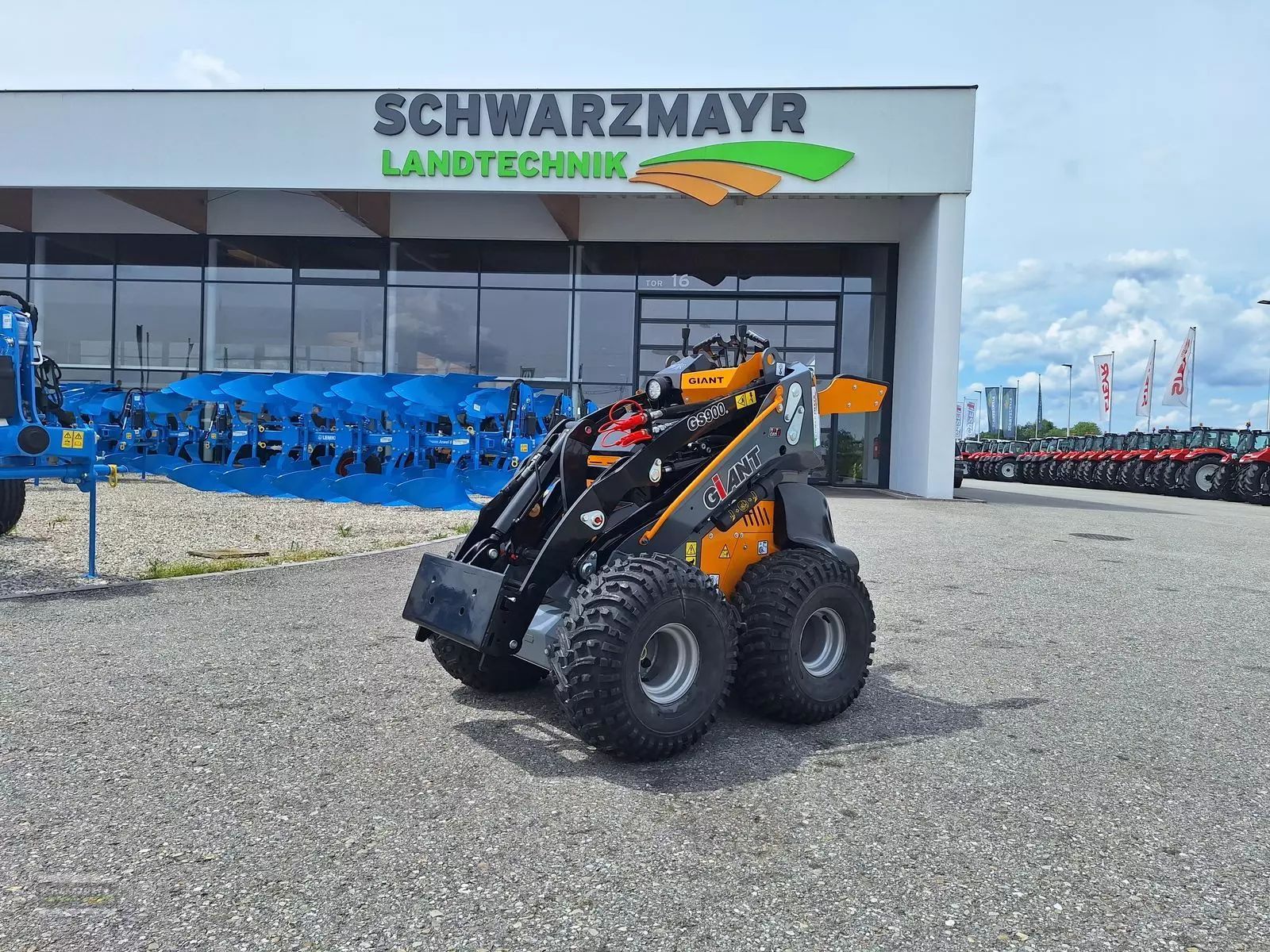 E-FARM: Giant gs900 skid - Tele wheel loader - id VH9B8ZN - €21,583 - Year of construction: 2024 - Engine power (HP): 25,Austria