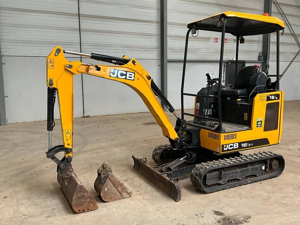 JCB 16 c-1 t3 Mini excavator €12,250