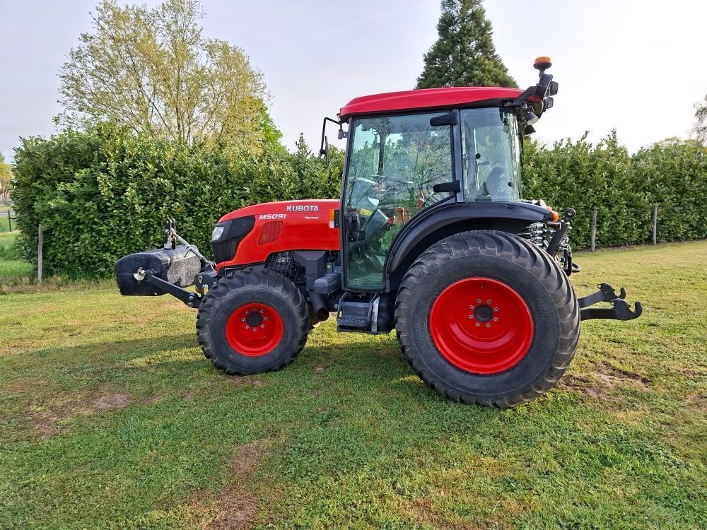 Kubota M5091 Tractor 39.900 €