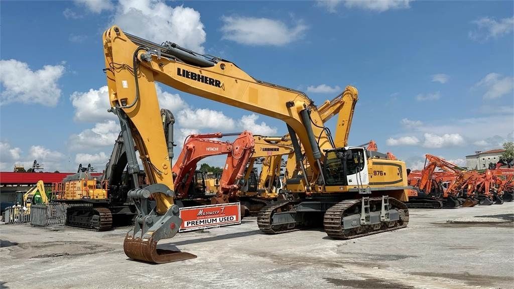 E-FARM: Liebherr r976 lc v - Pelleteuse sur chenilles - id HLJKJJU - 435 000 € - Année: 2017 - Italie