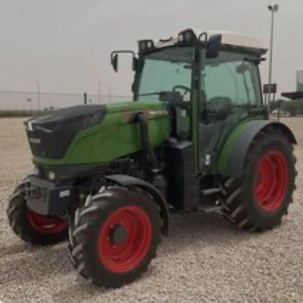 E-FARM: Fendt 210 Vario P - Tractor - id FFRD7TD - 96.000 € - Horas: 10 - Potencia del motor: 99,Alemania