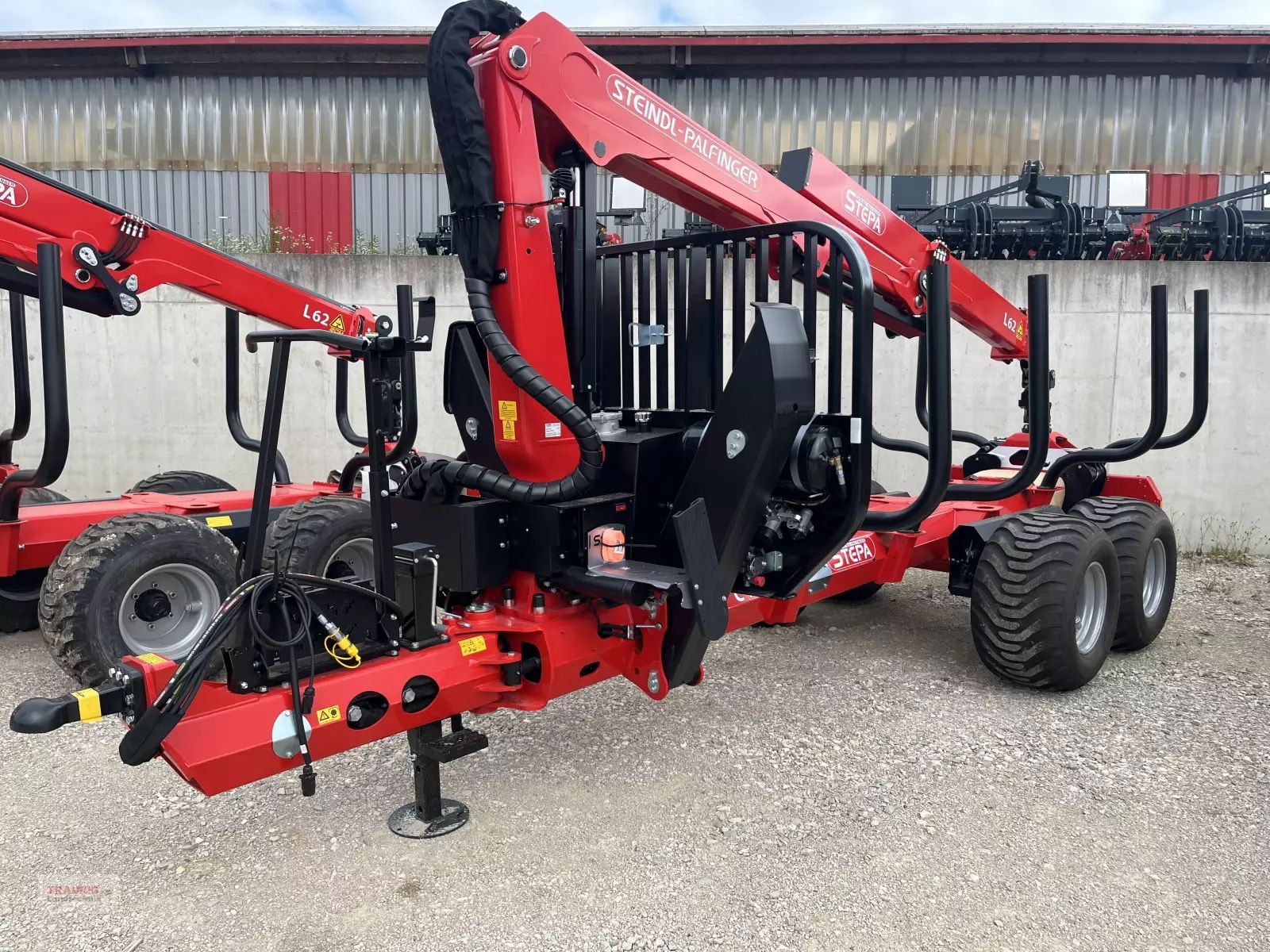 E-FARM: STEPA c12+fkl6295 m. funk - Remorque forestière - id WPQ5RKQ - Année: 2025 - Allemagne