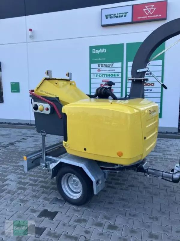 E-FARM: Tünnissen & Stocks ws/18 dt - Déchiqueteuse et broyeur de bois - id KMZ1C5E - 28 850 € - Année: 2022 - Allemagne