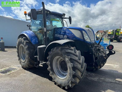 E-FARM: New Holland T7.245 - Tractor - id 1INIBPC - €81,900 - Year of construction: 2016 - Engine hours: 4,450,Engine power (HP): 210,France