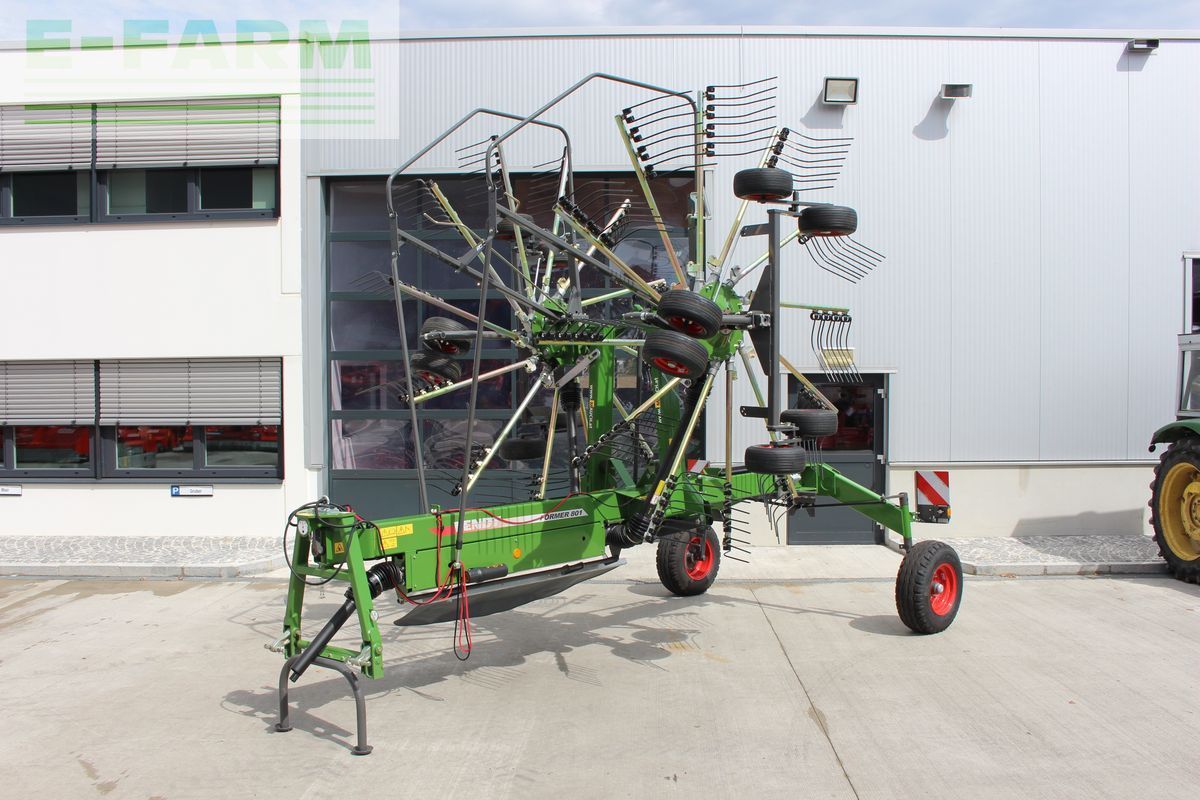 Fendt Former 801 Tedder