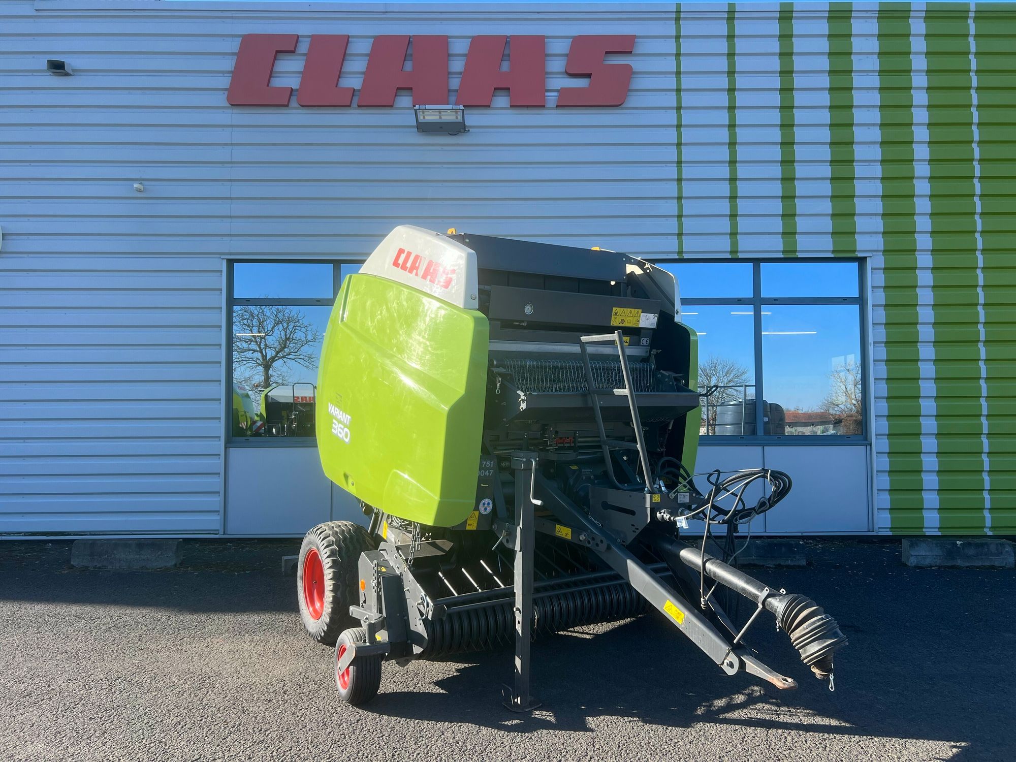 E-FARM: Claas Variant 360 RF - Empacadora - id 1QQCMUE - 17.500 € - Año: 2007 - Las balas producidas: 19.608