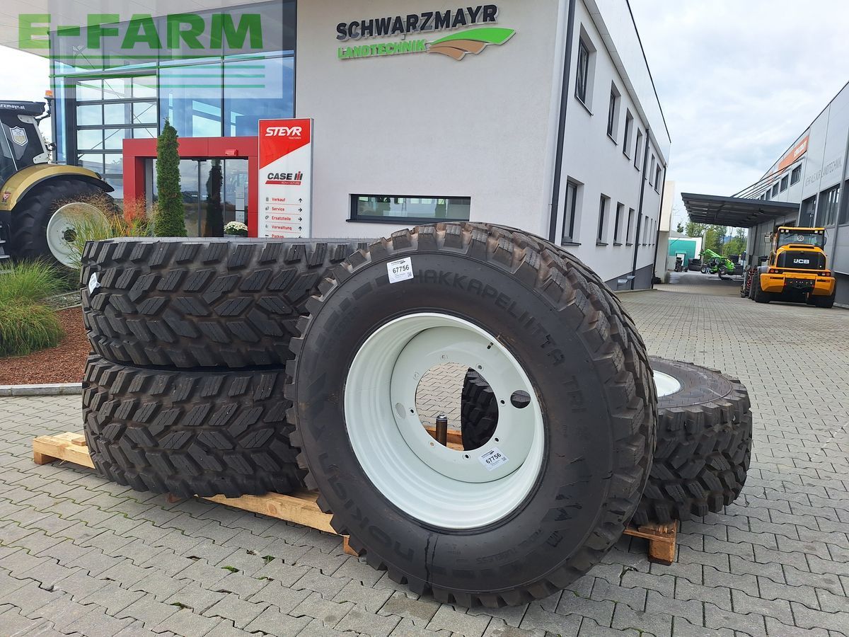 E-FARM: Nokian 650/65r42+540/65r30 - Ruedas y orugas - id LDV8A5B - 9917 € - Austria