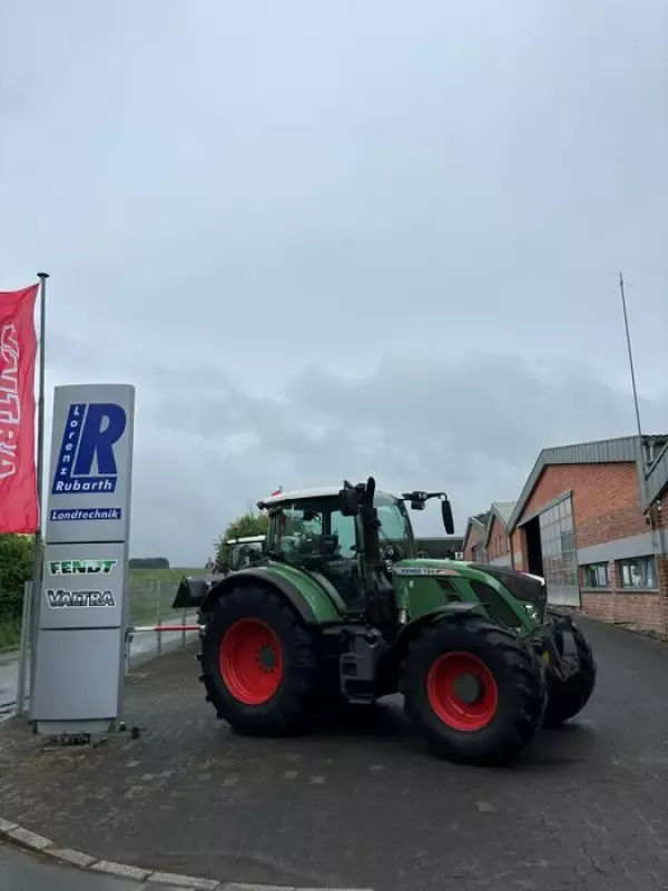 E-FARM: Fendt 724 Vario - Traktor - id I5GQ5ZS - 74 000 € - Rok produkcji: 2013 - Motogodziny: 10 225,Niemcy
