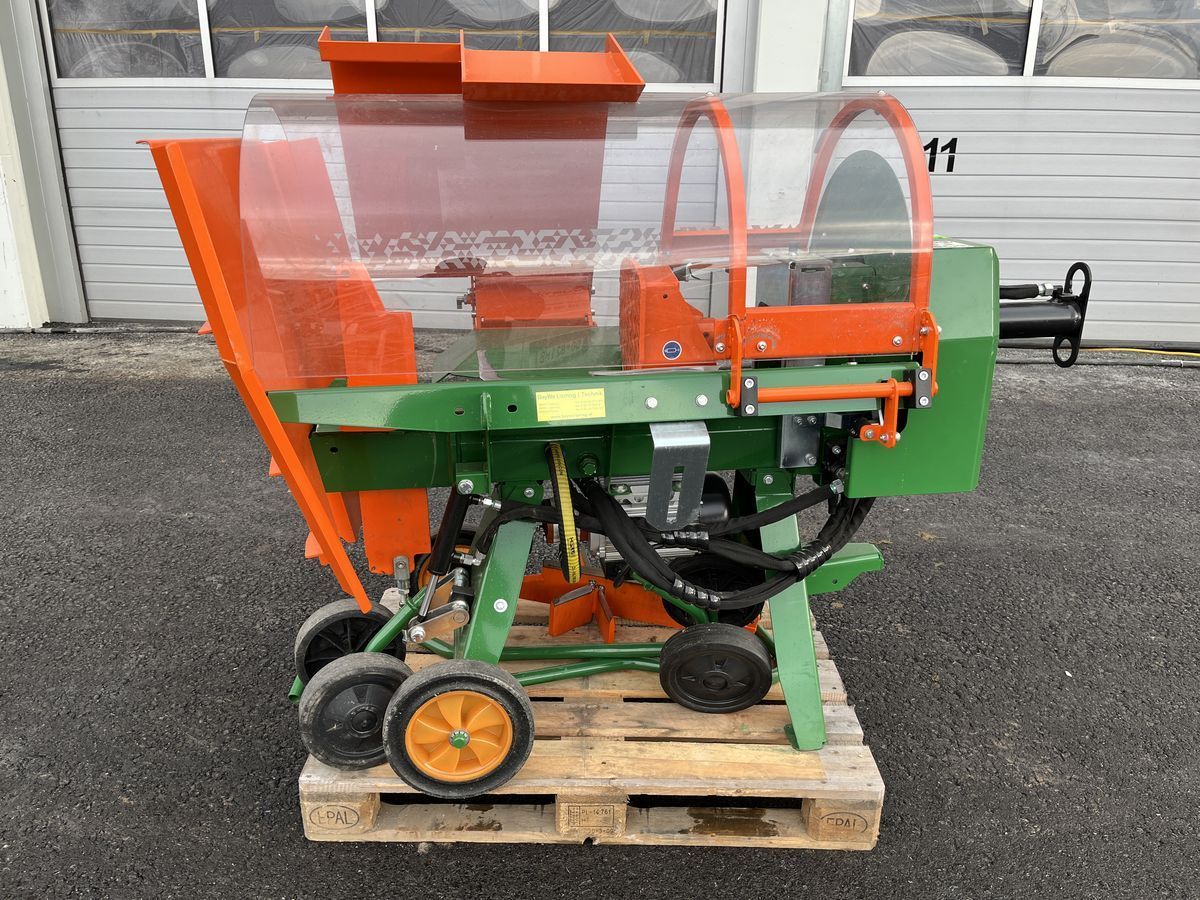E-FARM: POSCH polly e5,5 r 540 n hl - Säge und Spalter - id DIBZ6C3 - 6.084 € - Baujahr: 2023 - Österreich