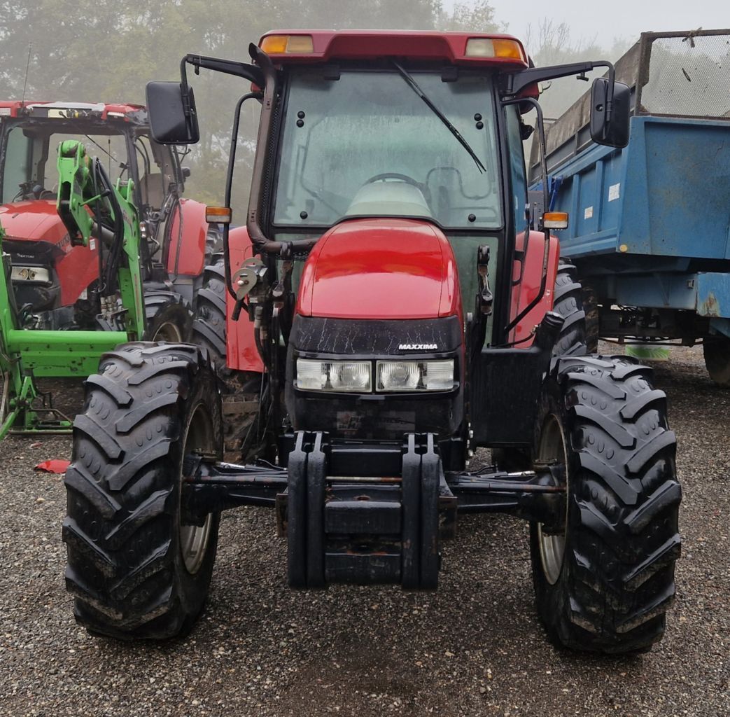 E-FARM: Case IH jxu 1090 - Tractor - id GURZM7Q - 21.000 € - Año: 2005 - Horas: 8500,Potencia del motor: 90,Francia