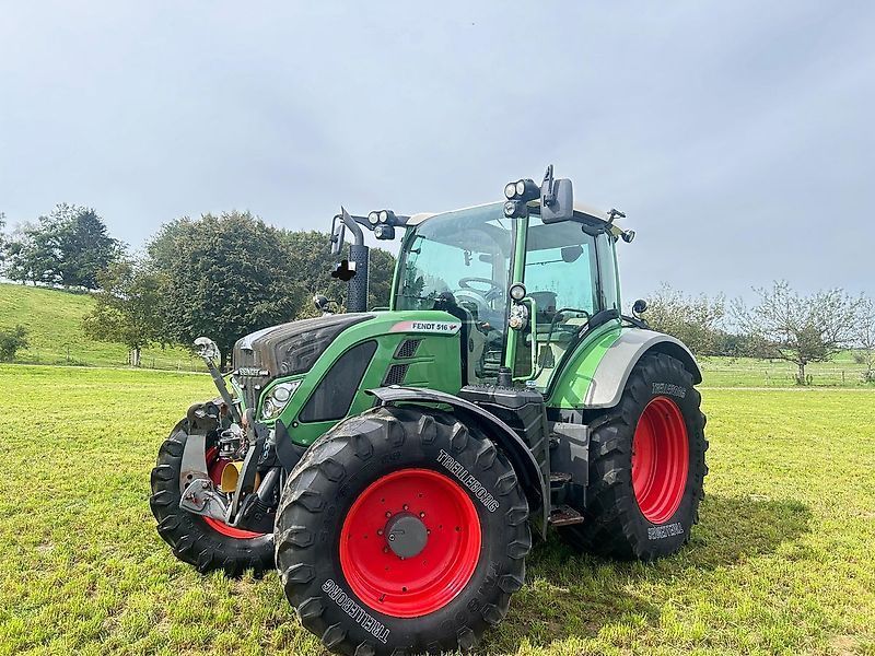 E-FARM: Fendt 516 Vario - Traktor - id MW1WSSG - 88.333 € - Baujahr: 2014 - Abgelesene Motorstunden: 3.850,Motorleistung (PS): 160,Österreich