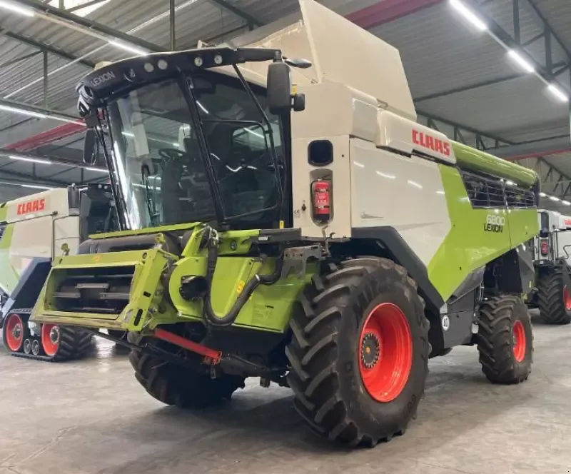 E-FARM: Claas Lexion 6800 - Kombajn zbożowy - id VUKIZAI - Rok produkcji: 2019 - Motogodziny: 629,Moc silnika: 462,Niemcy