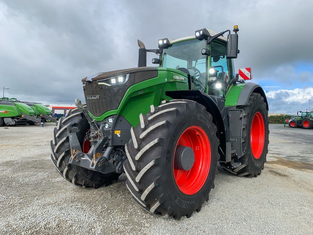 E-FARM: Fendt 1050 Vario ProfiPlus - Tracteur - id RTVREIL - 225 000 € - Année: 2018 - Lecture du nombre d'heure: 4 970,Puissance du moteur (chevaux): 517,France