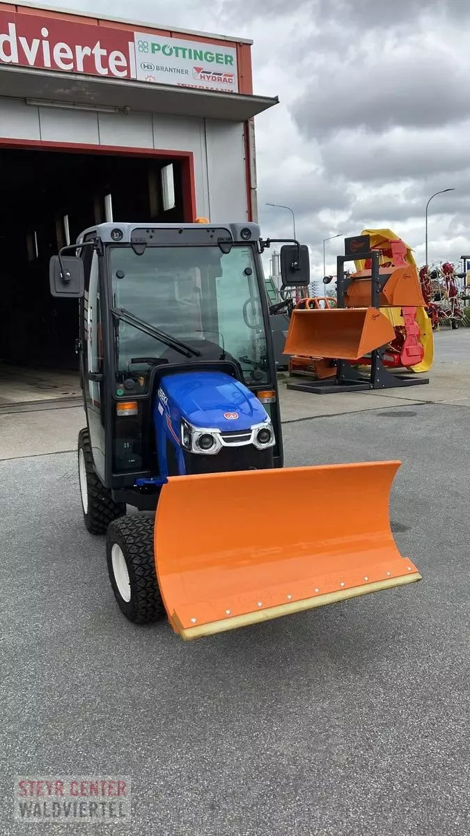 E-FARM: Iseki txgs24 - Trattore - id 8FANZJH - 28.333 € - Anno di costruzione: 2023 - Ore: 3,Potenza del motore: 23,Austria