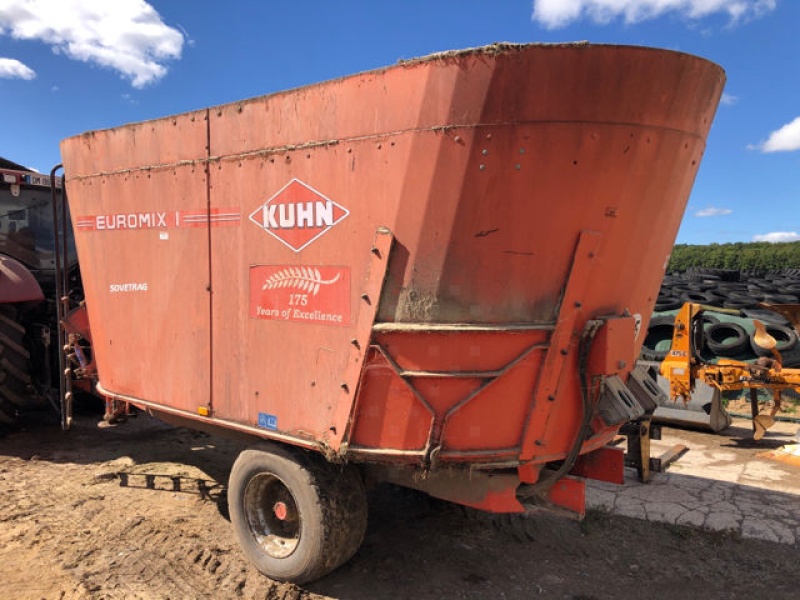 Kuhn euv270 feedingwagon 5 000 €