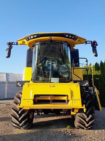 New Holland CX 5.80 Kombajn zbożowy 165 497 €