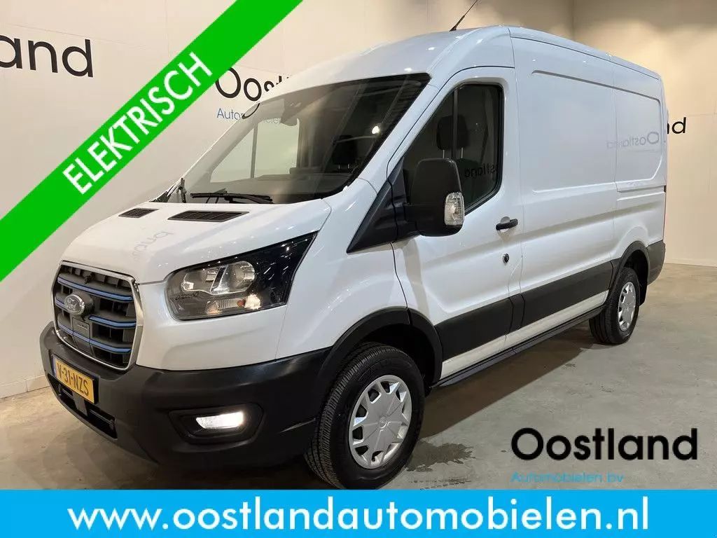 Ford e-transit 390 (3500 kg) l2h2 trend 68 kwh / 100% elektrisch !! / Autovehicul 24.950 EUR
