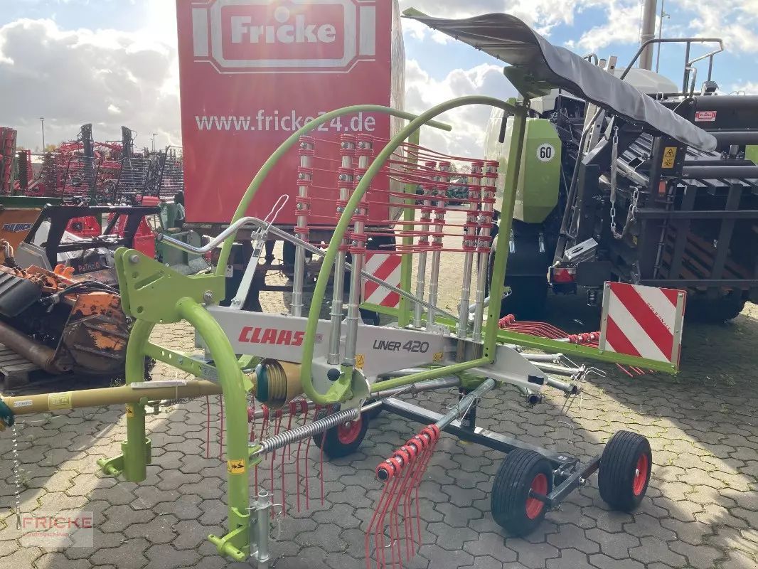 Claas Liner 420 Rake €8,550